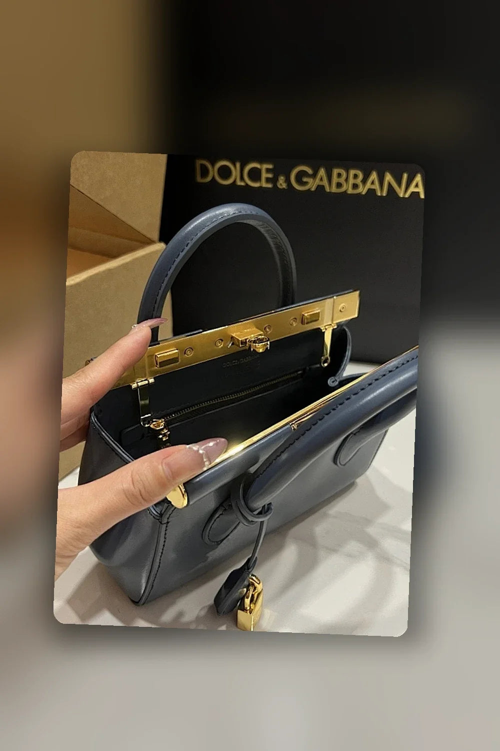 Aurel Bags DAG Bag 777